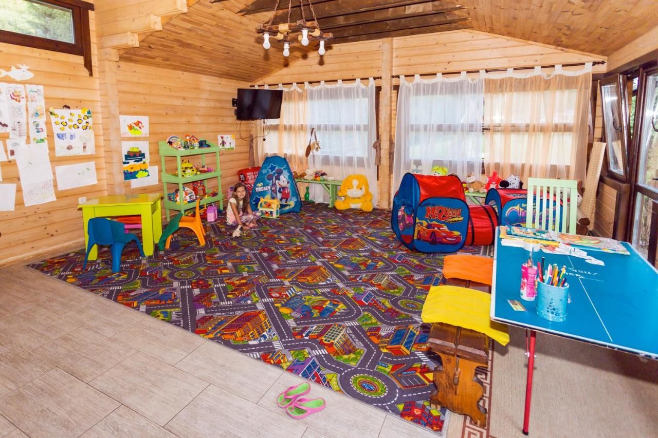Комплексы для отдыха с коттеджами/бунгало Tsarynka Eco Complex Славское-35