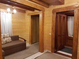 Комплексы для отдыха с коттеджами/бунгало Tsarynka Eco Complex Славское Полулюкс «Комфорт» с отдельным входом-3